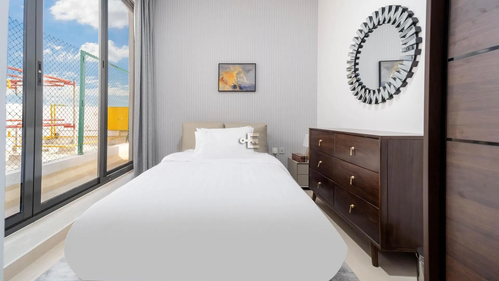 Everluxe 2-Bed Apt In Al Karama With Terrace Apartment Dubai