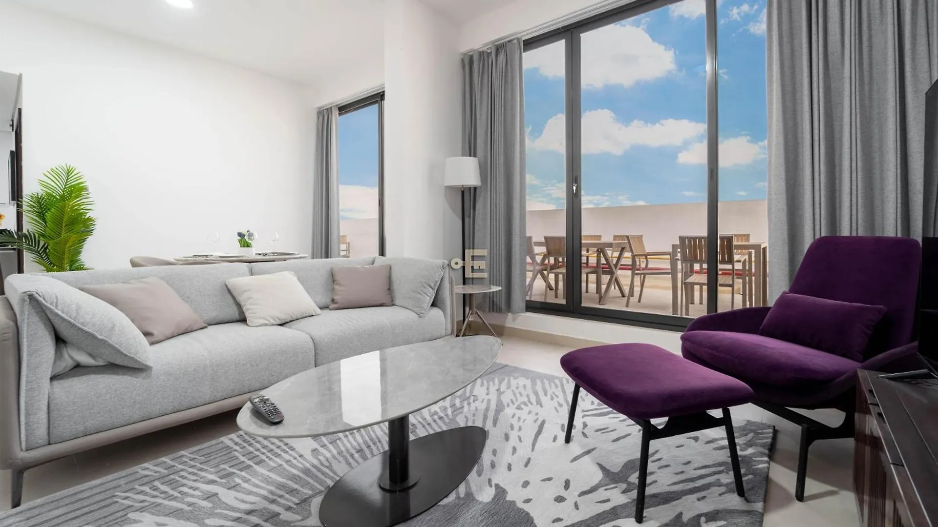 Everluxe 2-Bed Apt In Al Karama With Terrace Apartment Dubai